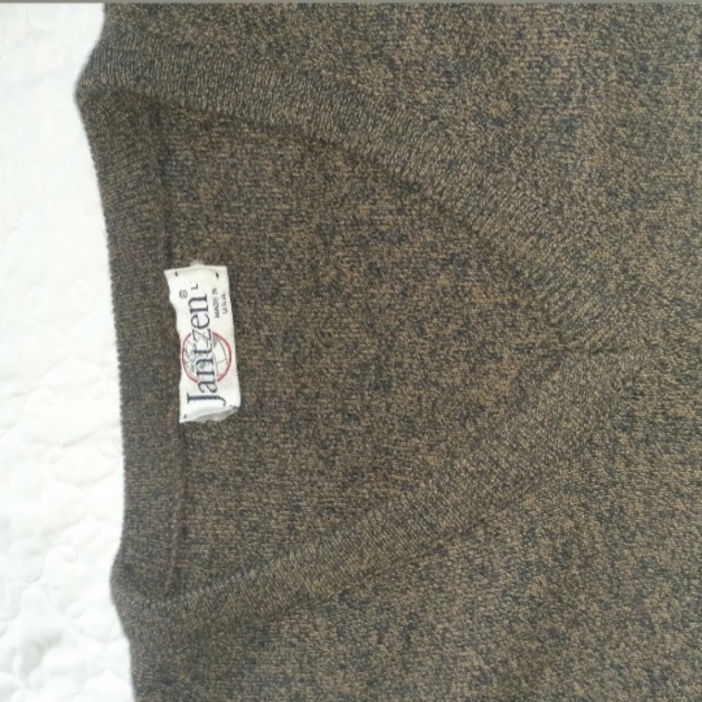 Jantzen sweater